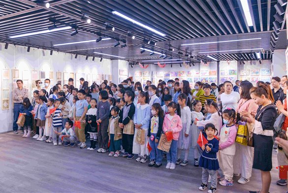 活动回顾 | “妙笔绘世界·童心献祖国”喜迎国庆儿童书画作品展开幕式顺利举办！
