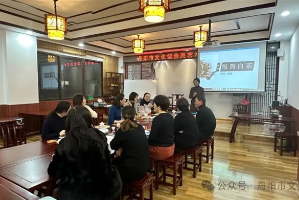 活动回顾||“艺起来”全民艺术普及公益课堂